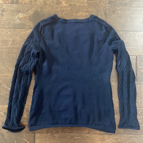 Louis Vuitton uniform long sleeve top - Picture 7 of 8